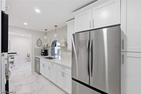 1034 Forest Lakes Dr 10C, Naples FL - photo 9 of 26