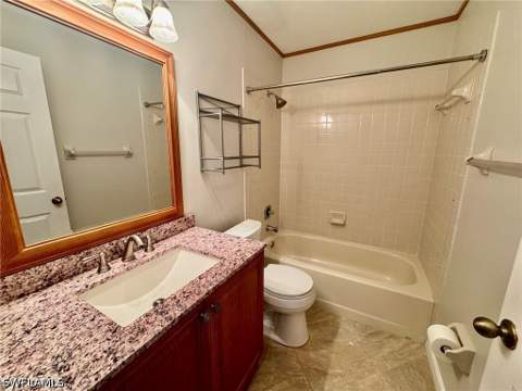 4524 Andover Way I-204, Naples FL - photo 10 of 50
