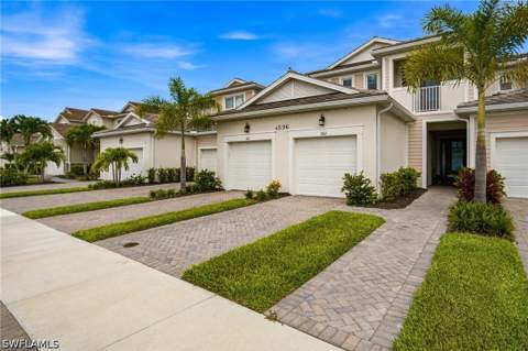 4596 Arboretum Cir 202, Naples FL - photo 7 of 40