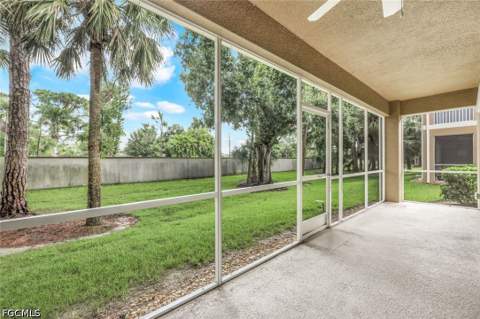 1137 Winding Pines Cir 106, Cape Coral FL - photo 24 of 33