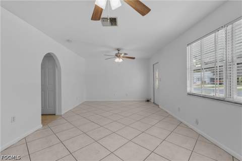 11 Desert Candle Cir, Lehigh Acres FL - photo 14 of 42