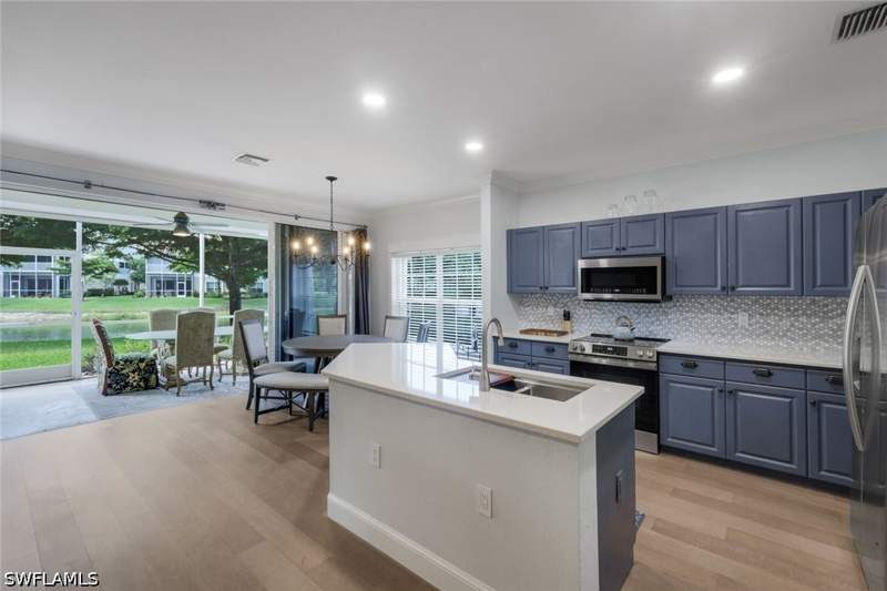 2 bedroom Condominium at 6355 Lexington Ct 102, Lexington, Naples — photo 4
