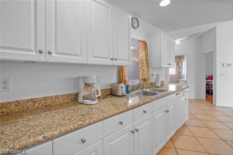 2 E Greens Cir, Lehigh Acres FL - photo 17 of 44