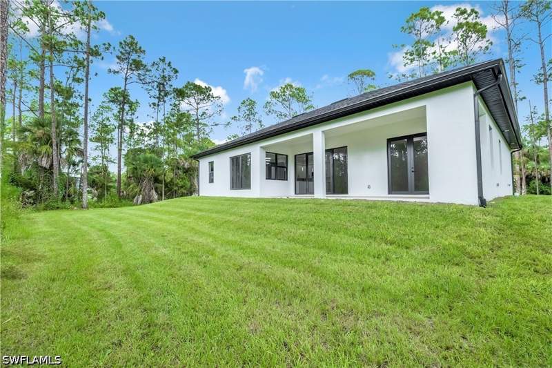 3 bedroom SingleFamilyResidence at 2946 18th Ave NE, Golden Gate Estates, Naples — photo 5