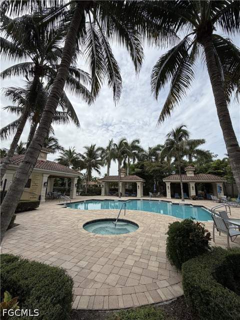 10088 Montevina Dr, Estero FL - photo 6 of 26
