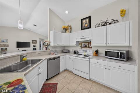 2613 SW 27th St, Cape Coral FL - photo 9 of 33