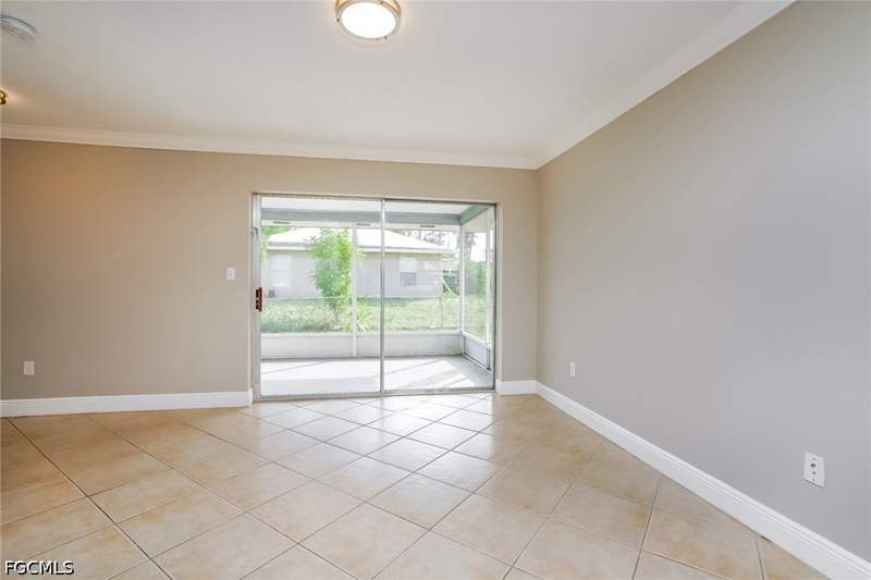 3 bedroom SingleFamilyResidence at 19035 Miami Blvd, San Carlos Park, Fort Myers — photo 5