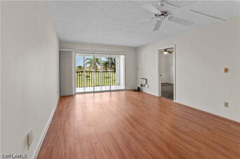21 High Point Cir E 305, Naples FL - photo 8 of 49