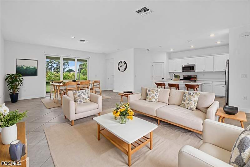 3 bedroom SingleFamilyResidence at 9156 Leatherwood Loop, Ibis Landing, Lehigh Acres — photo 3