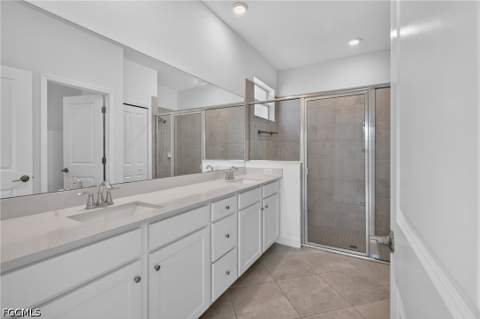 9156 Leatherwood Loop, Lehigh Acres FL - photo 6 of 35