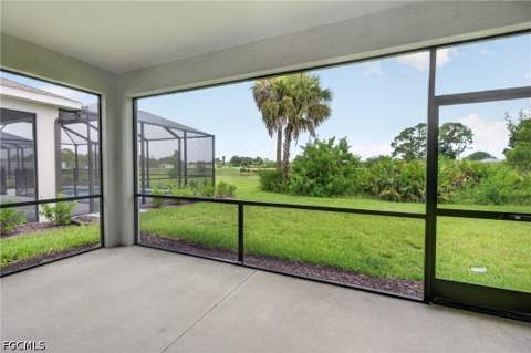 9156 Leatherwood Loop, Lehigh Acres FL - photo 7 of 35