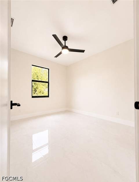 106 Hamilton Ave, Lehigh Acres FL - photo 10 of 39