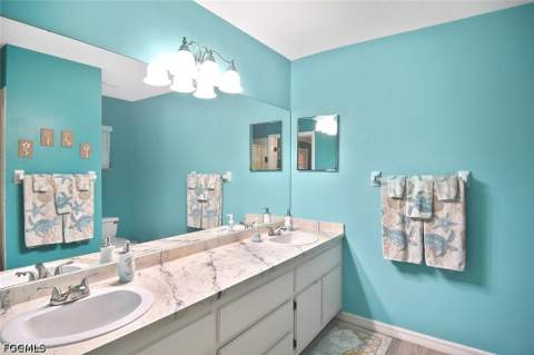 18674 Spruce Dr E, Fort Myers FL - photo 13 of 31