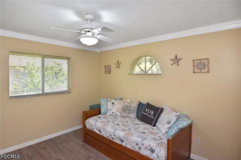 18674 Spruce Dr E, Fort Myers FL - photo 14 of 31