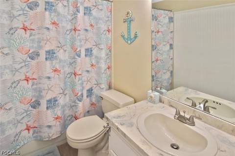 18674 Spruce Dr E, Fort Myers FL - photo 17 of 31