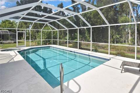 18674 Spruce Dr E, Fort Myers FL - photo 21 of 31
