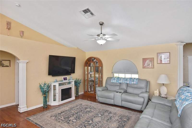 3 bedroom SingleFamilyResidence at 18674 Spruce Dr E, San Carlos Park, Fort Myers — photo 4