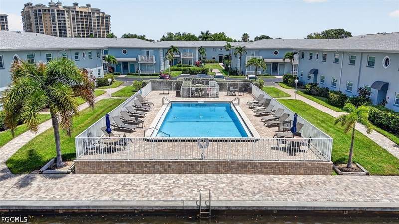 2 bedroom Condominium at 3340 N Key Dr 7, Palms At Waters Edge, North Fort Myers — photo 3