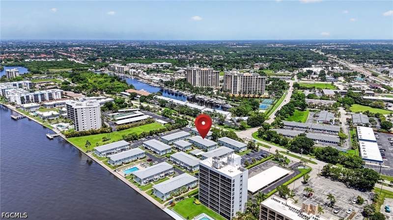 2 bedroom Condominium at 3340 N Key Dr 7, Palms At Waters Edge, North Fort Myers — photo 4
