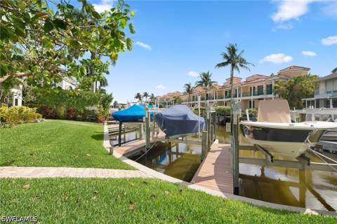 1435 Blue Point Ave 1435, Naples FL - photo 21 of 33