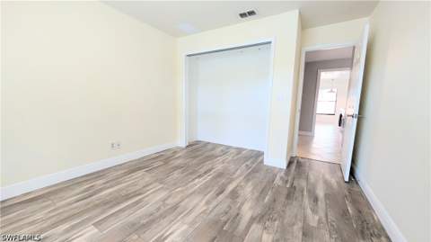 13147 Hampshire Ct, Fort Myers FL - photo 10 of 17