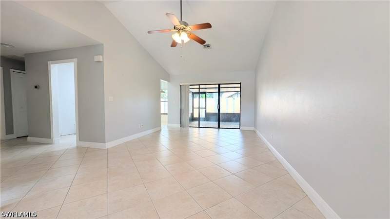 2 bedroom Townhouse at 13147 Hampshire Ct, Compass Pointe Villas, Fort Myers — photo 3