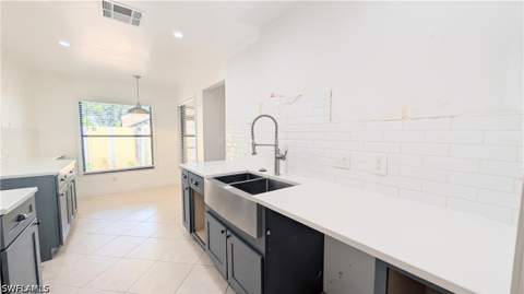 13147 Hampshire Ct, Fort Myers FL - photo 7 of 17