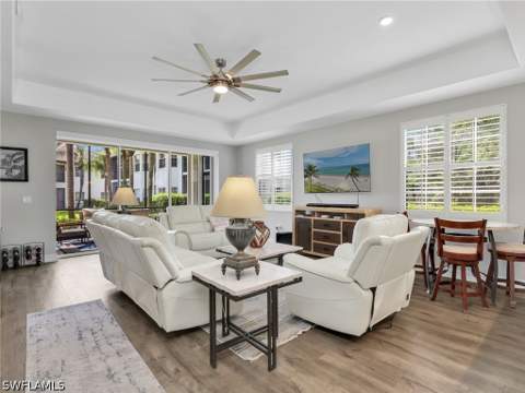 4758 Stratford Ct 1302, Naples FL - photo 14 of 32