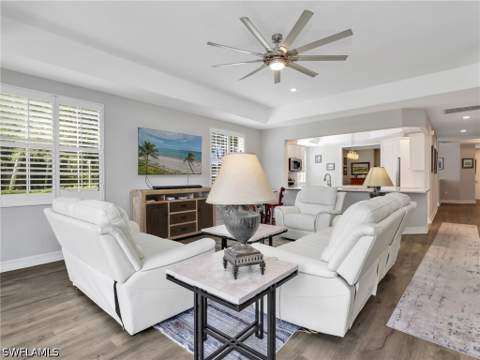 4758 Stratford Ct 1302, Naples FL - photo 17 of 32