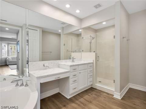 4758 Stratford Ct 1302, Naples FL - photo 22 of 32