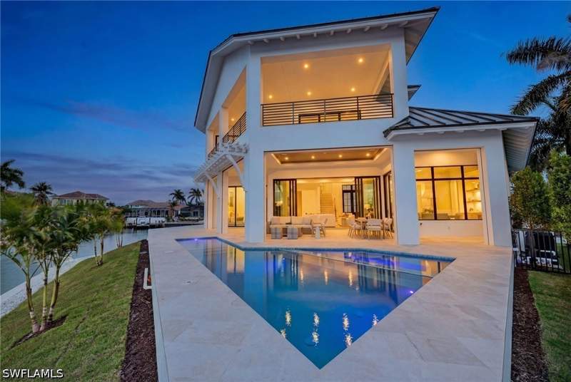 5 bedroom SingleFamilyResidence at 720 Hull Ct, Marco Island, Marco Island — photo 3