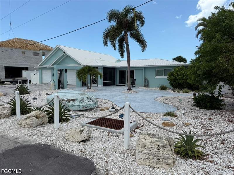 3 bedroom SingleFamilyResidence at 243 Estrellita Dr, Laguna Shores, Fort Myers Beach — photo 2
