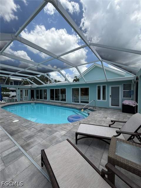 243 Estrellita Dr, Fort Myers Beach FL - photo 21 of 50