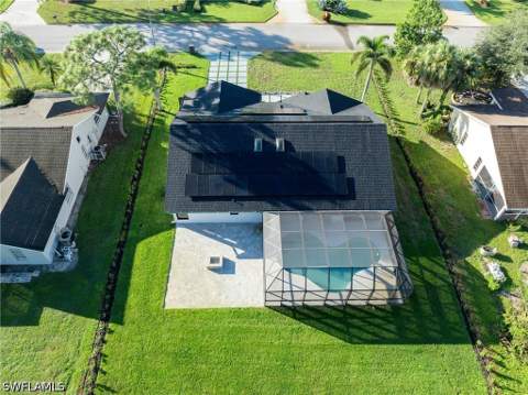 5105 Berkeley Dr, Naples FL - photo 7 of 35