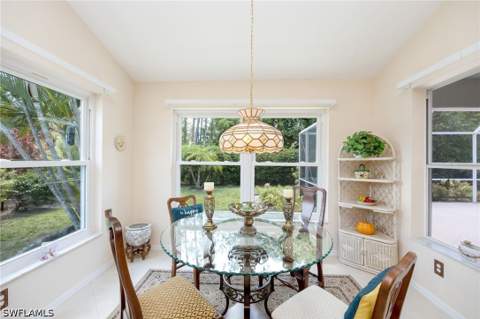 2232 Piccadilly Ct, Naples FL - photo 13 of 39