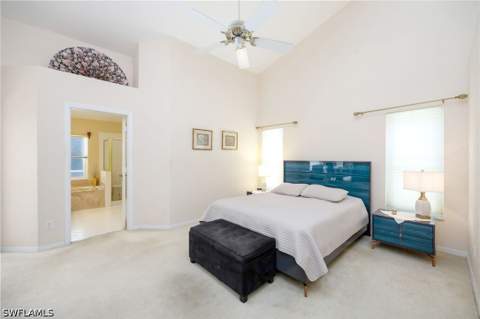 2232 Piccadilly Ct, Naples FL - photo 19 of 39