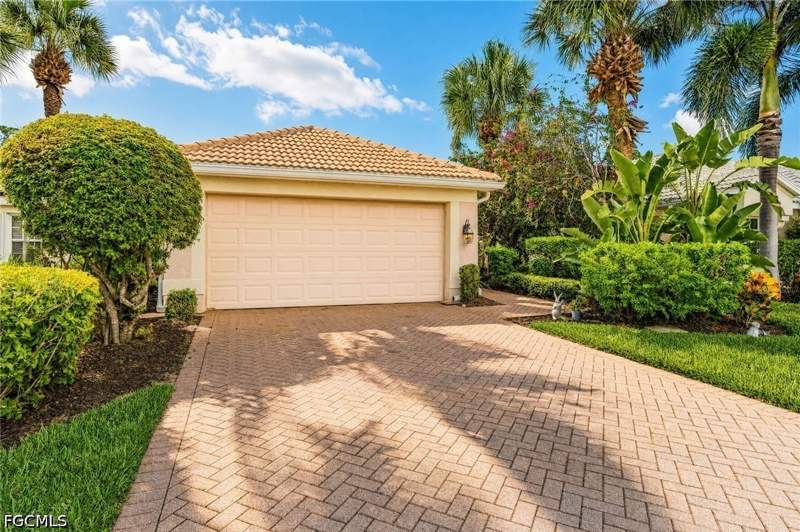 3 bedroom SingleFamilyResidence at 9964 Horse Creek Rd, Hidden Cove, Fort Myers — photo 2