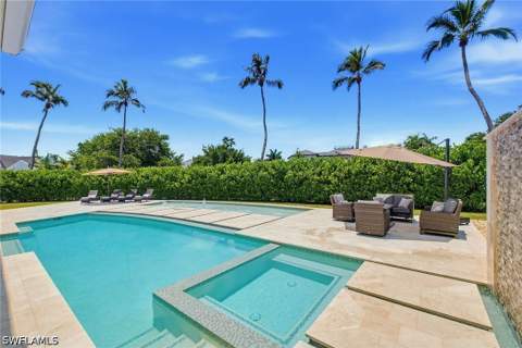 692 Banyan Blvd, Naples FL - photo 10 of 27