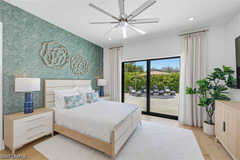 692 Banyan Blvd, Naples FL - photo 16 of 27