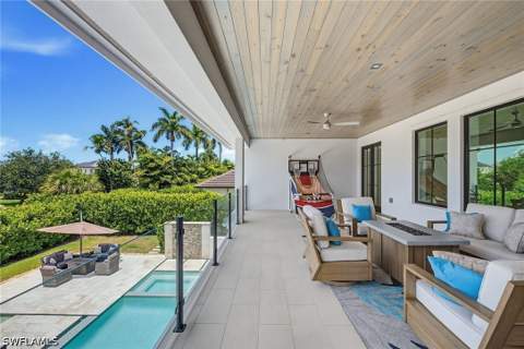 692 Banyan Blvd, Naples FL - photo 20 of 27