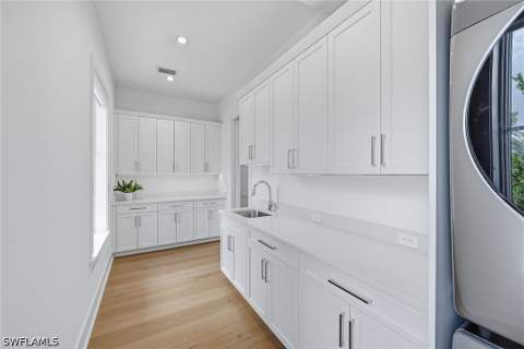692 Banyan Blvd, Naples FL - photo 6 of 27