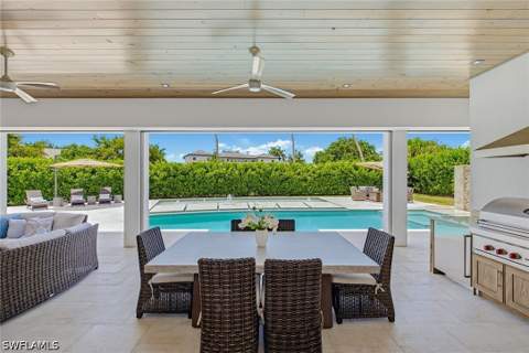 692 Banyan Blvd, Naples FL - photo 9 of 27