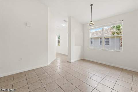 3059 Horizon Ln 1602, Naples FL - photo 10 of 49
