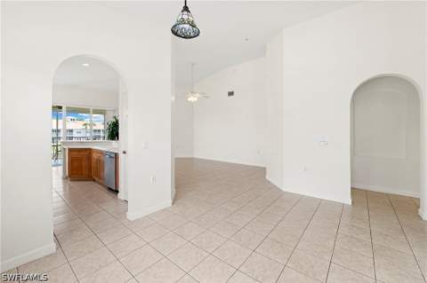 3059 Horizon Ln 1602, Naples FL - photo 12 of 49
