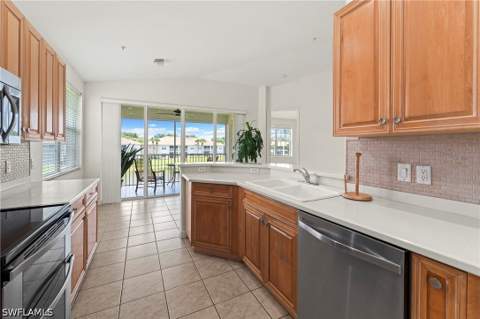 3059 Horizon Ln 1602, Naples FL - photo 21 of 49