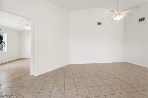 3059 Horizon Ln 1602, Naples FL - photo 23 of 49