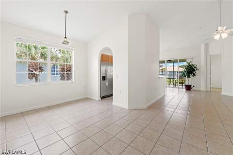 3059 Horizon Ln 1602, Naples FL - photo 9 of 49