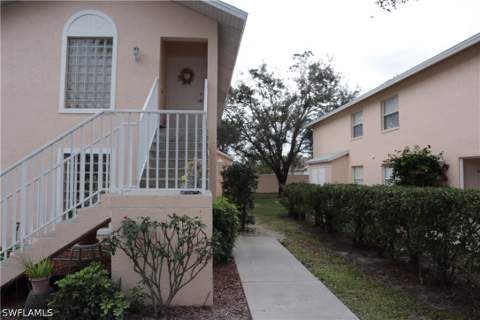 26728 Little John Ct 6, Bonita Springs FL - photo 22 of 31