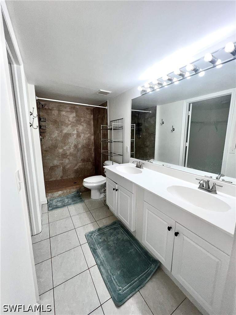 2 bedroom Condominium at 26728 Little John Ct 6, Morton Grove, Bonita Springs — photo 5