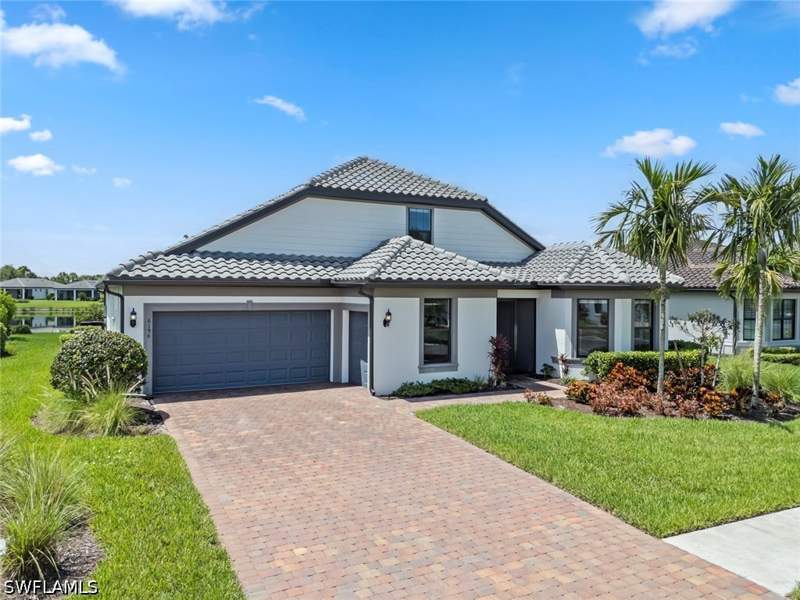4 bedroom SingleFamilyResidence at 6190 Nobility Way, Del Webb, Ave Maria — photo 2